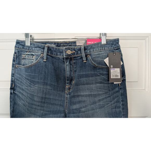 Mossimo Mid Rise Curvy Bootcut Jeans NEW! - Picture 2 of 8